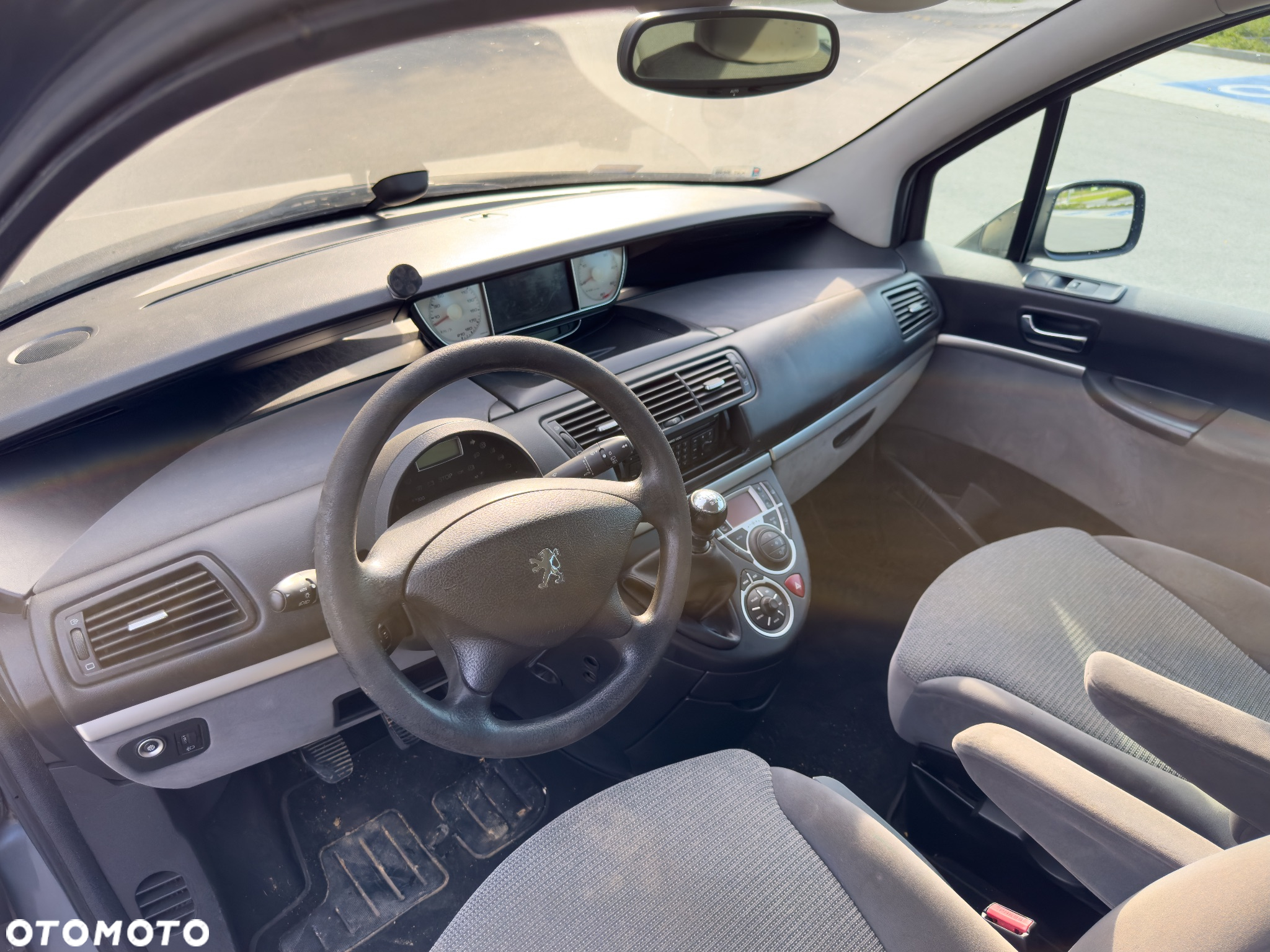 Peugeot 807 - 8