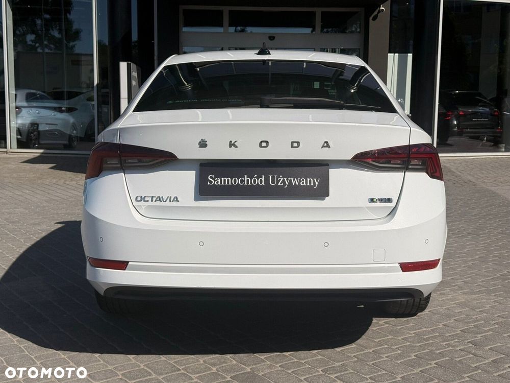 Skoda Octavia - 8