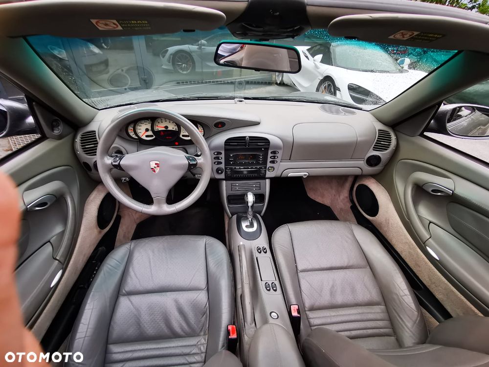 Porsche 911 Carrera 4 S Tiptronic - 24