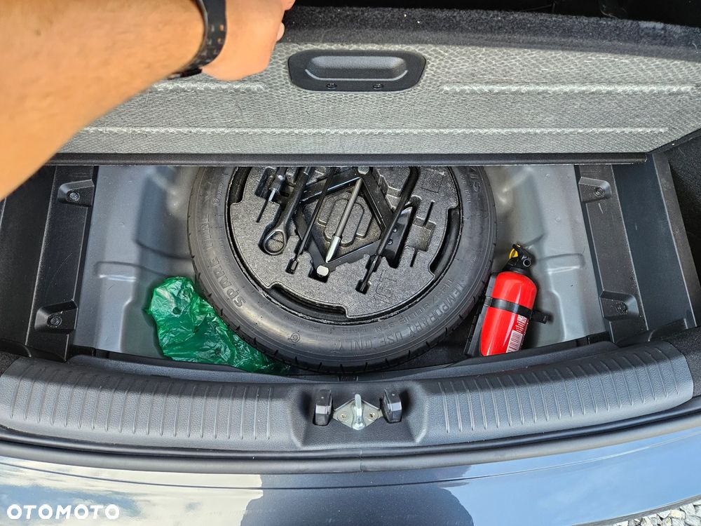 Hyundai i30 1.5 DPI Smart - 24
