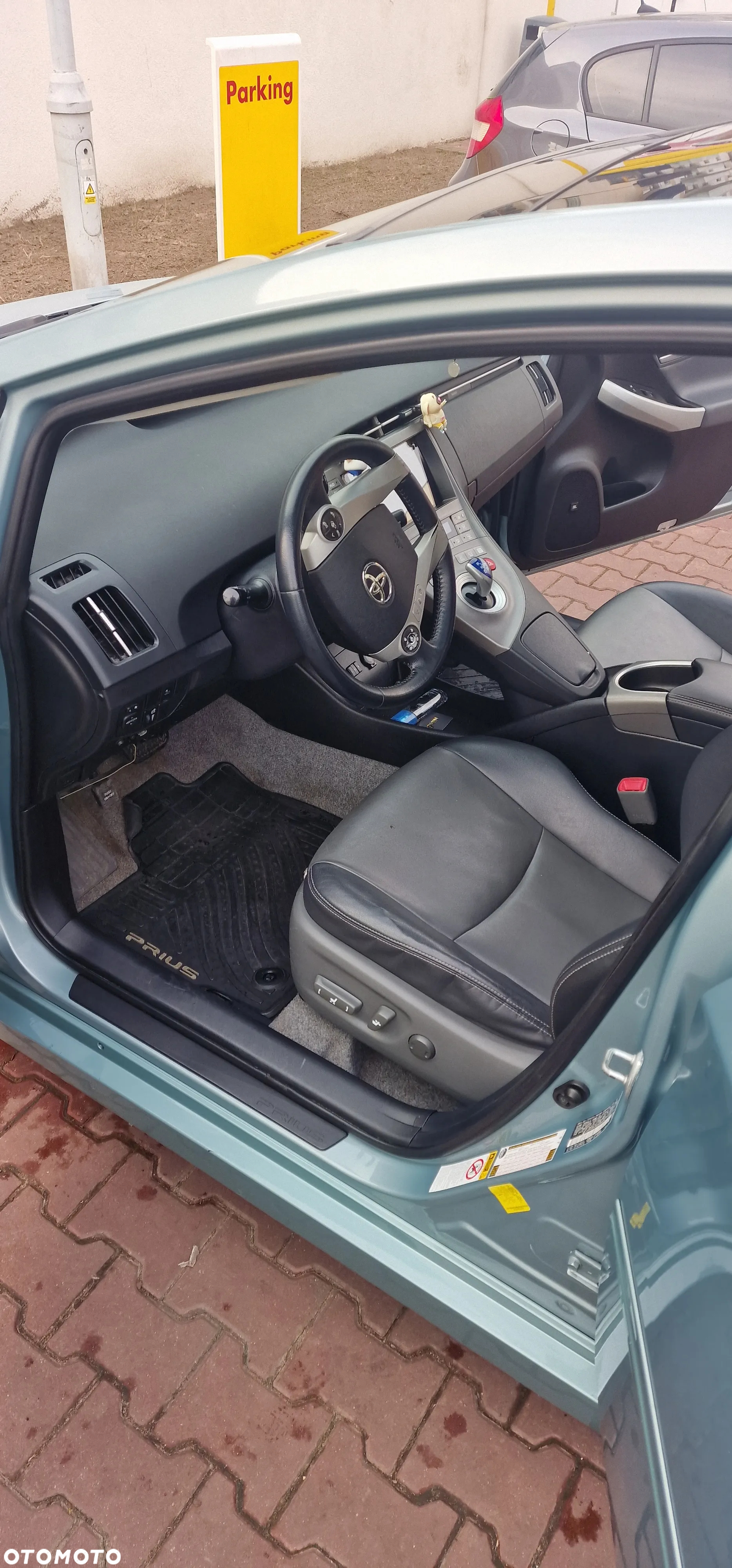 Toyota Prius - 26