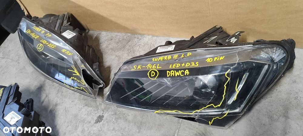 REFLEKTORY LEWE PRAWE SKODA - 3