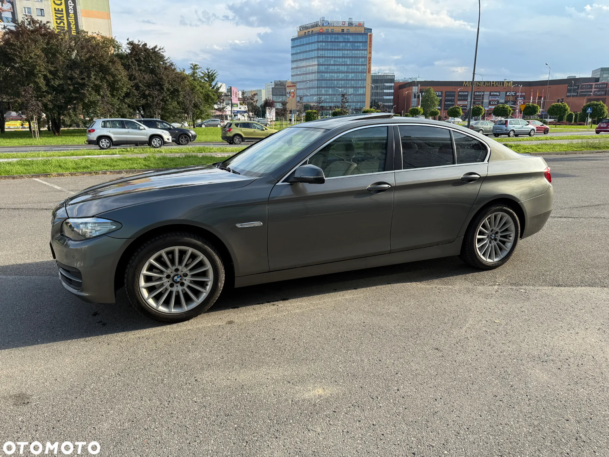 BMW Seria 5 518d - 3