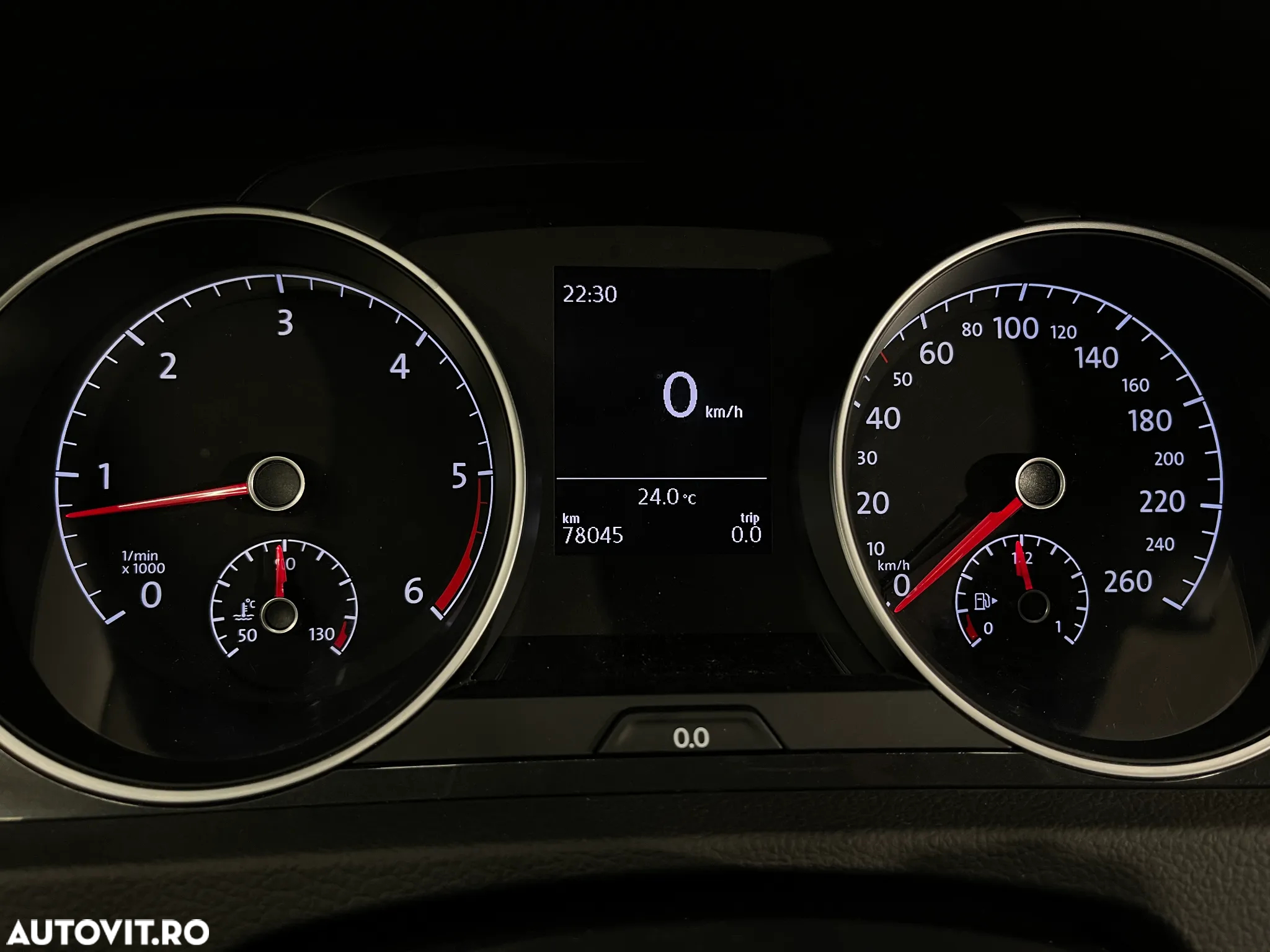 Volkswagen Golf 1.6 TDI Trendline - 21
