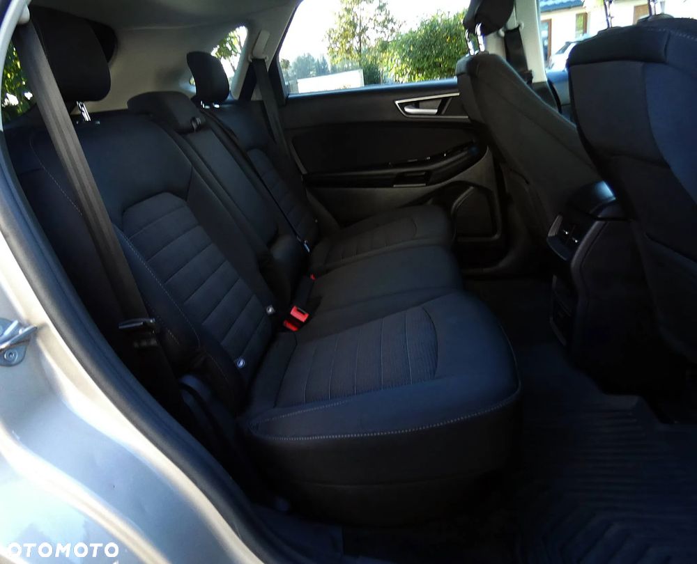 Ford Edge 2.0 EcoBlue Twin-Turbo 4WD Titanium - 28