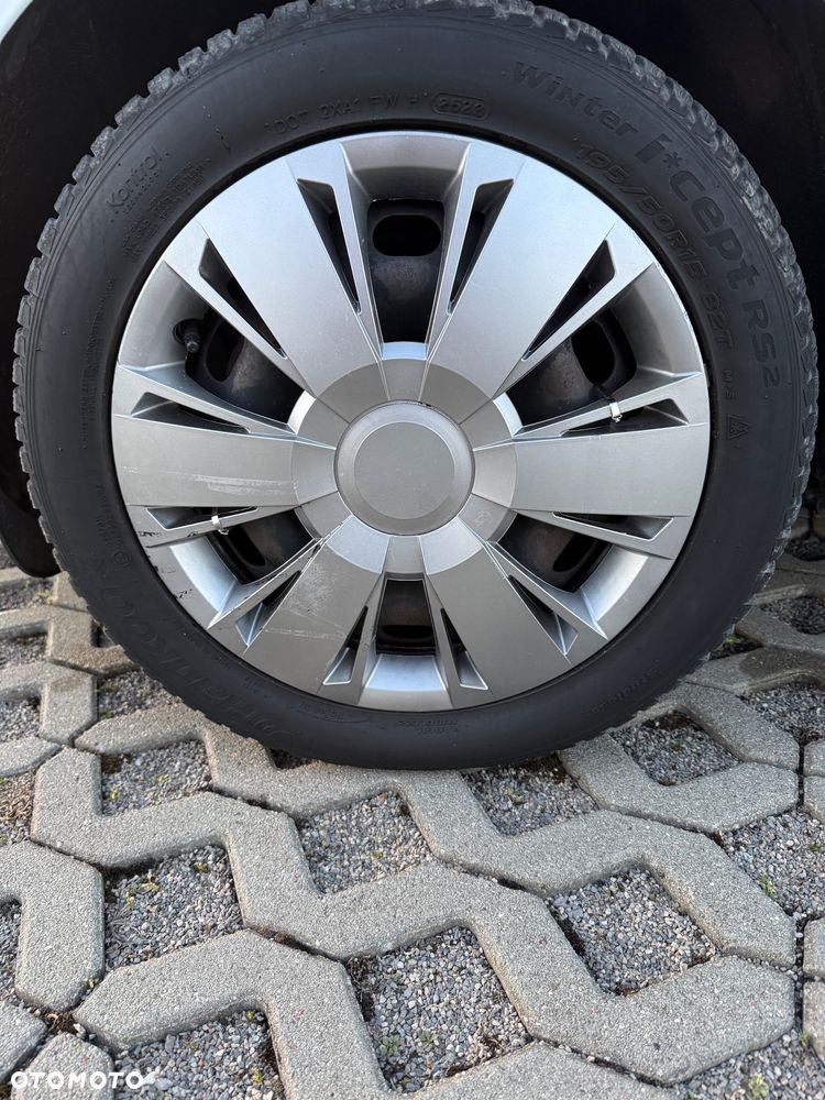 Ford Fiesta ver-1-5-tdci-silver-x - 13