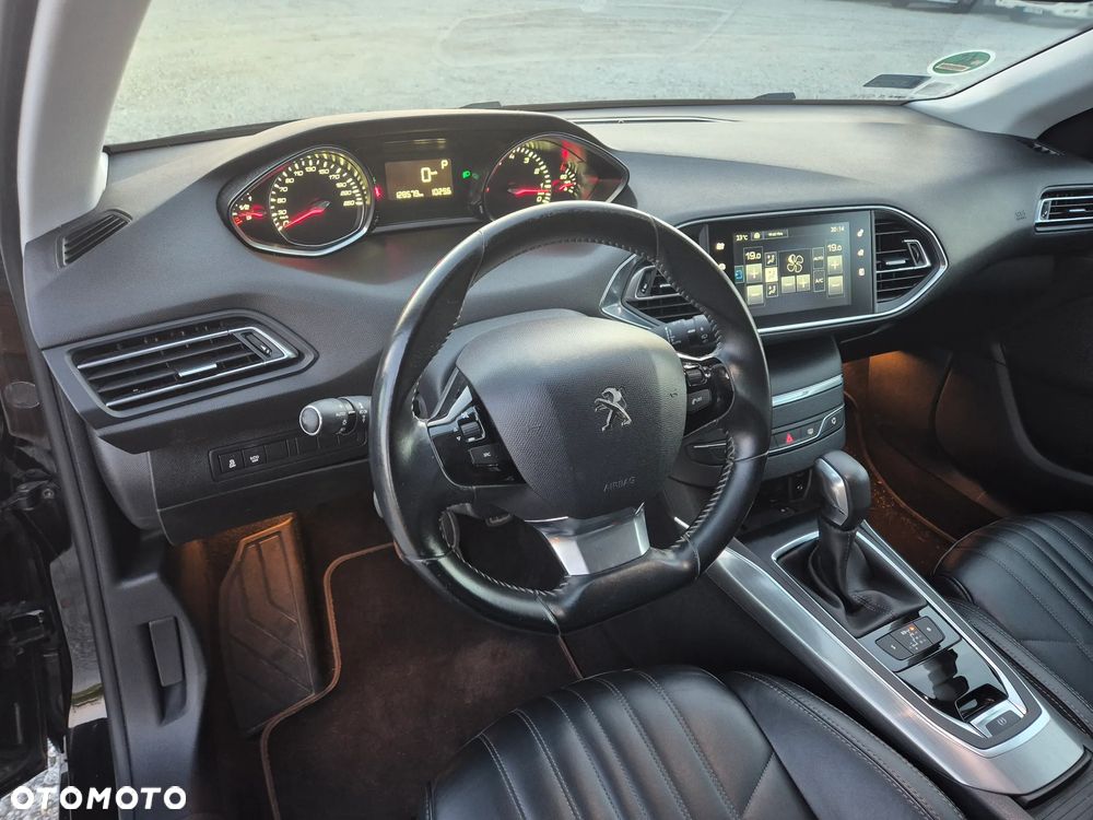 Peugeot 308 - 10