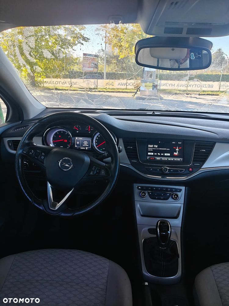 Opel Astra - 11