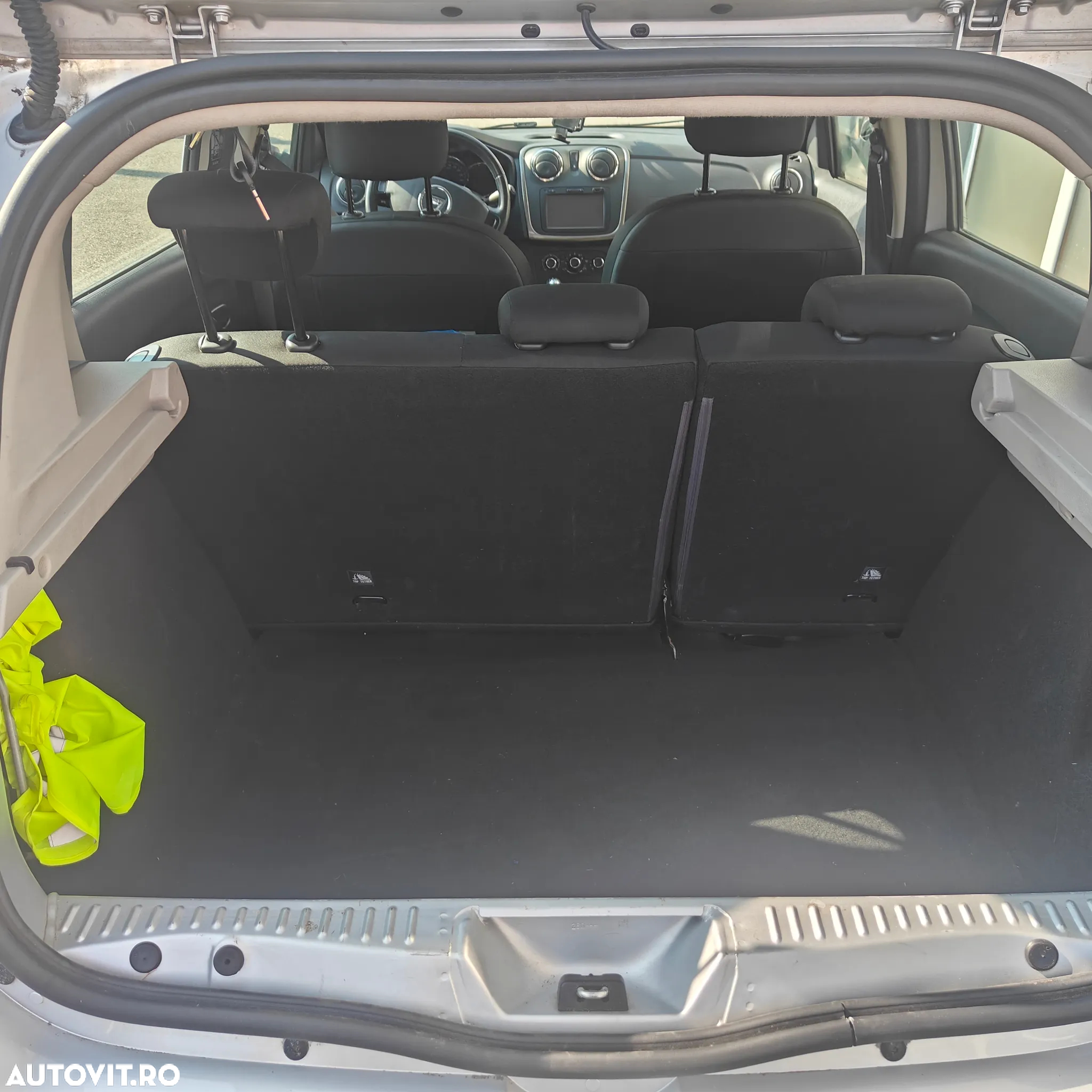 Dacia Sandero - 4
