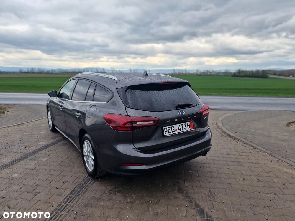 Ford Focus 1.0 EcoBoost STart-Stopp-System TITANIUM - 13