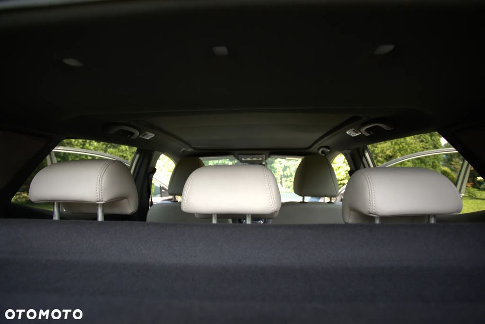 Nissan Qashqai 1.6 dCi 4x4 360 S&S - 24