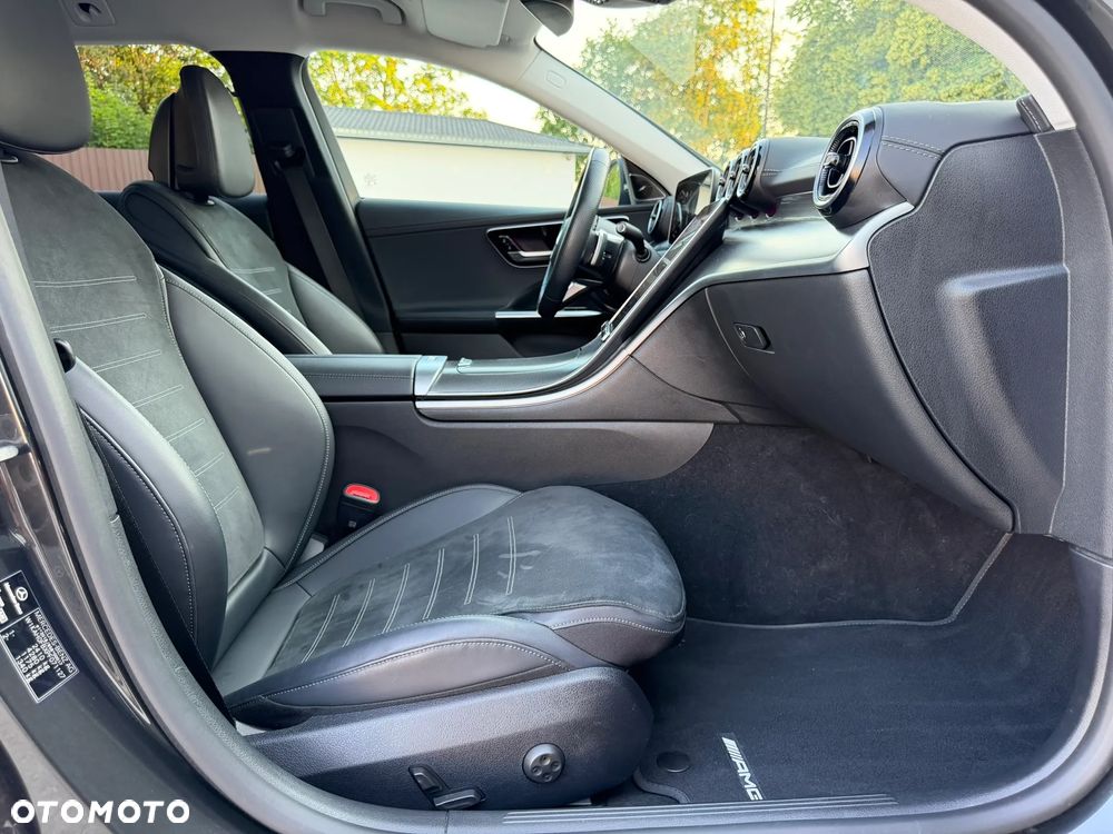 Mercedes-Benz Klasa C 220 d 4Matic 9G-TRONIC AMG Line - 21
