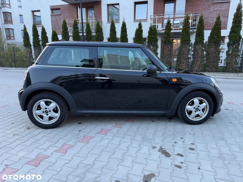 MINI ONE - 7