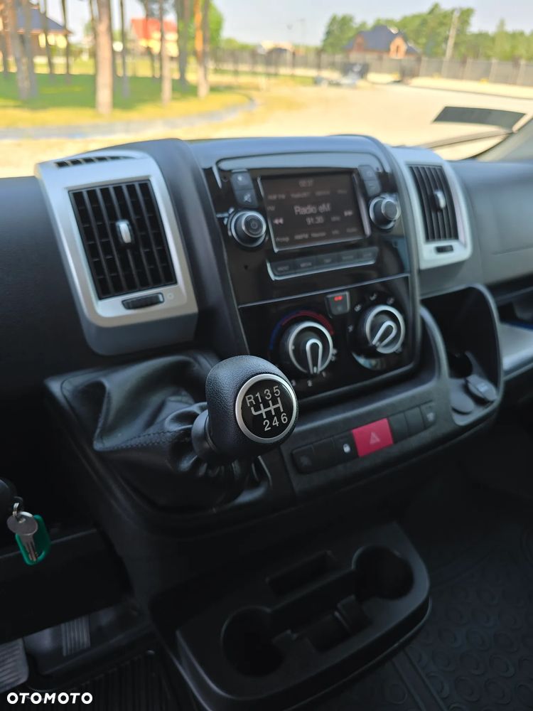 Fiat DUCATO L4H2 MAXI KOŁA16 Cali SILNIK IVECO 2,3 140KM 85 Tyś km SERWIS DO OSTATNIEGO Km ASO FIAT SALON POLSKA BOGATA OPCJA WYPOSAŻENIA  TEMPOMAT KAMERA COFANIA AIR-BAG x2 KLIMA - 30