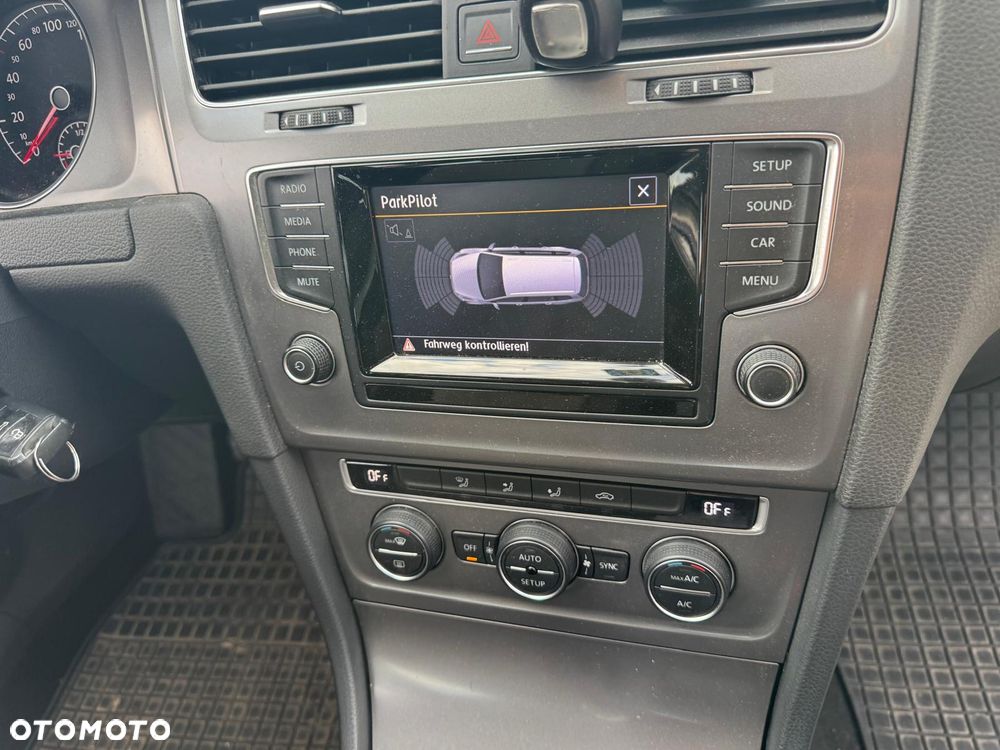 Volkswagen Golf 1.6 TDI Trendline - 19