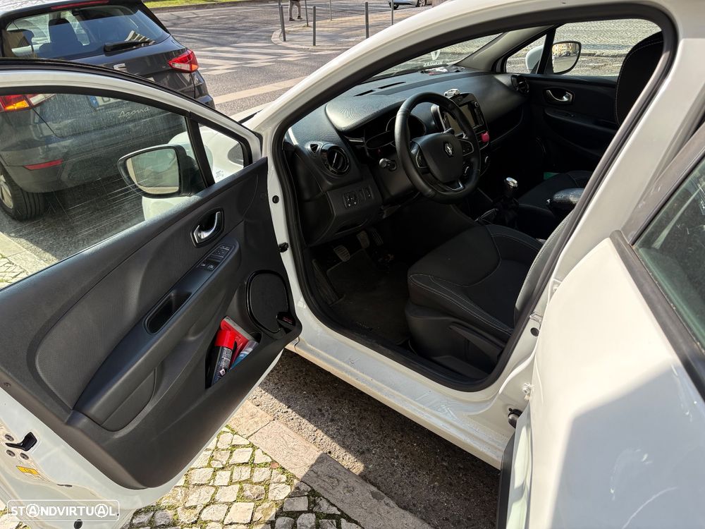 Renault Clio Sport Tourer 1.5 dCi Limited EDition - 11