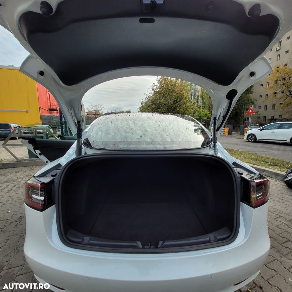 Tesla Model 3 Standard - 21