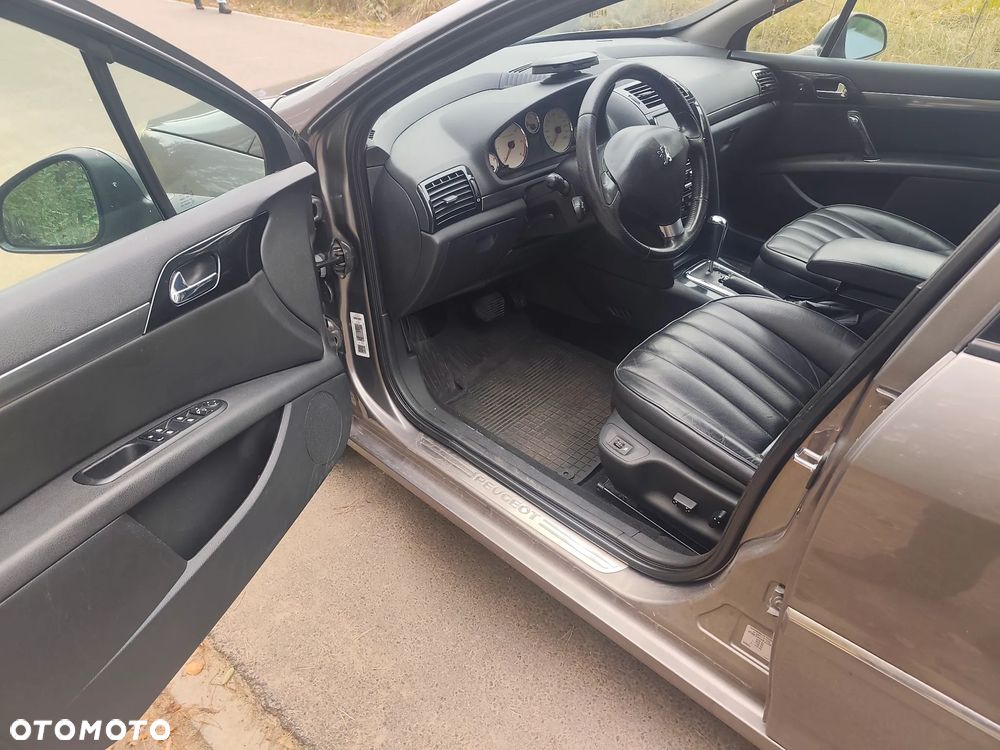 Peugeot 407 - 9