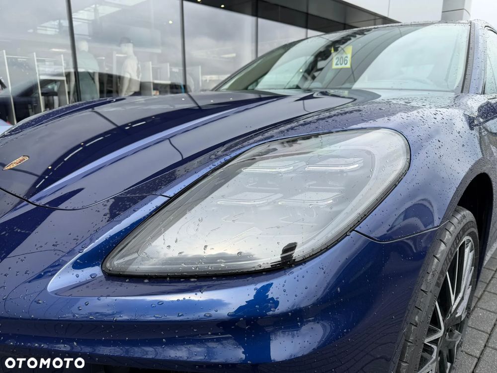 Porsche Panamera - 18