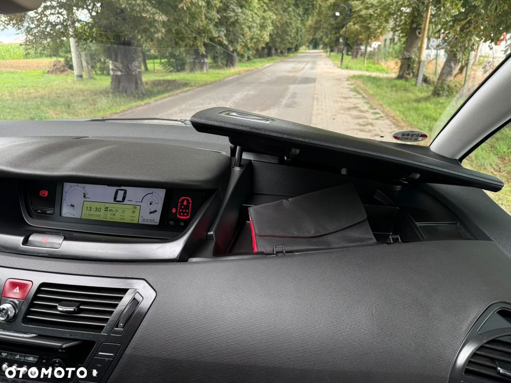 Citroën C4 Picasso 1.6 VTi Seduction - 17