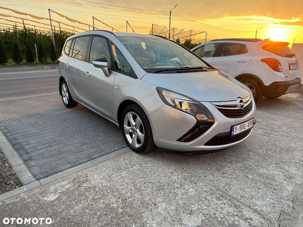 Opel Zafira Tourer 1.8 Selection - 2