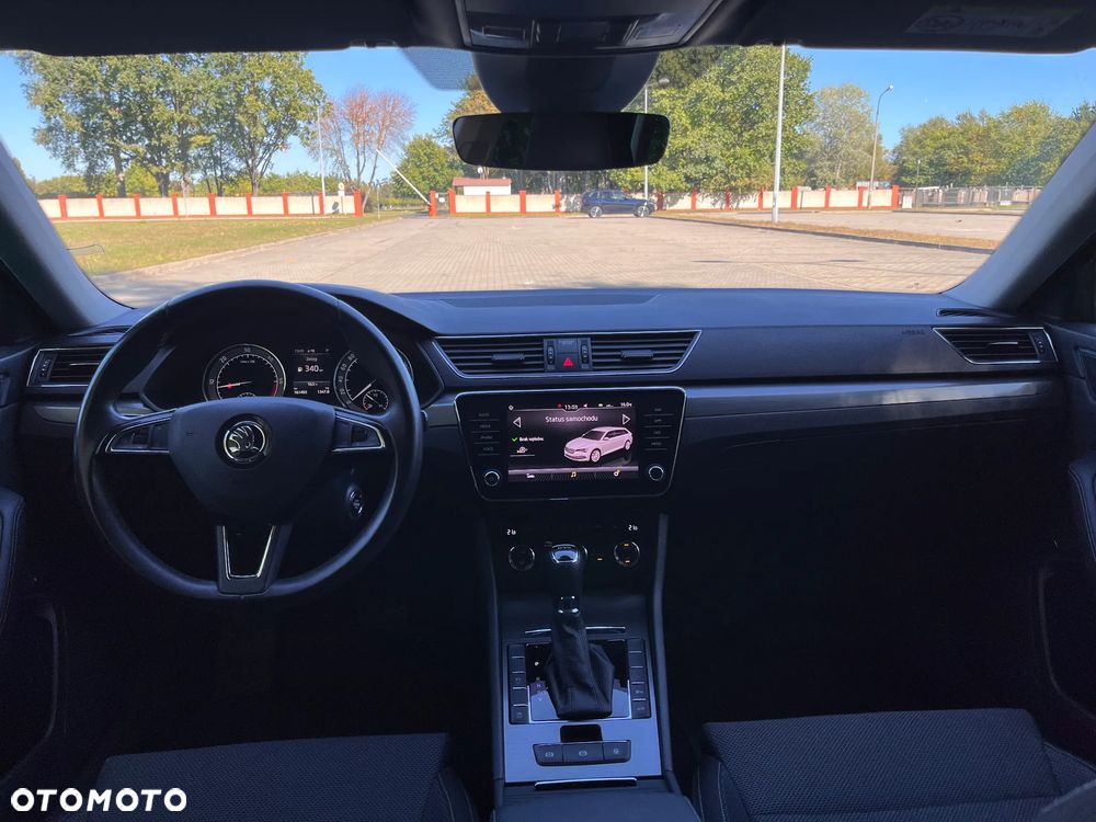 Skoda Superb 2.0 TDI SCR Style DSG - 10