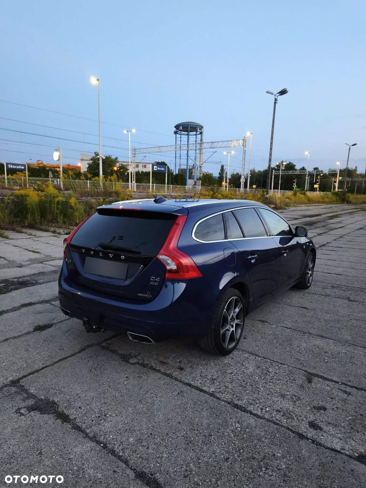Volvo V60 D4 AWD Ocean Race - 5