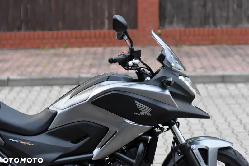 Honda NC - 8