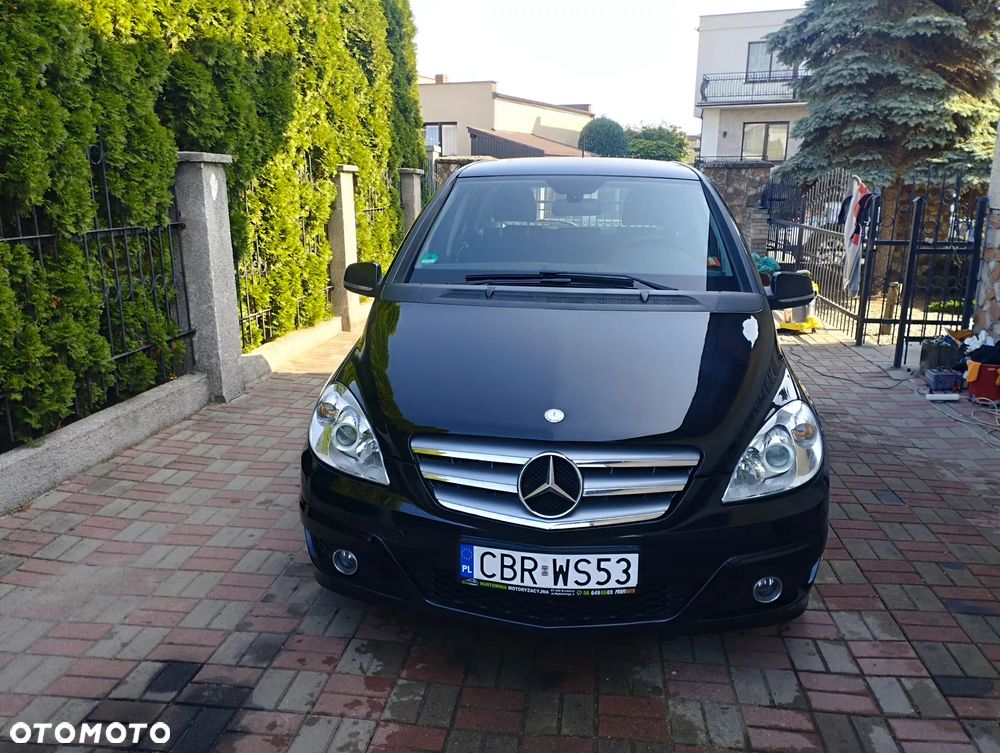 Mercedes-Benz Klasa B 180 BlueEFFICIENCY - 2