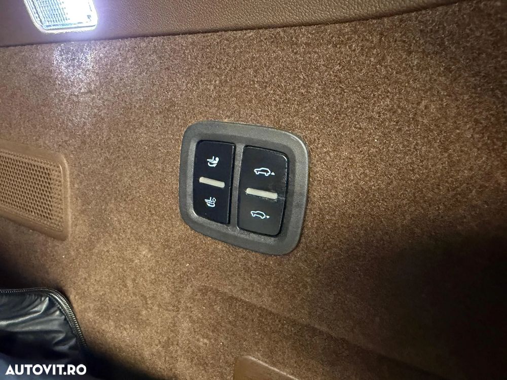 Porsche Cayenne E-Hybrid Tiptronic S Platinum Edition - 29