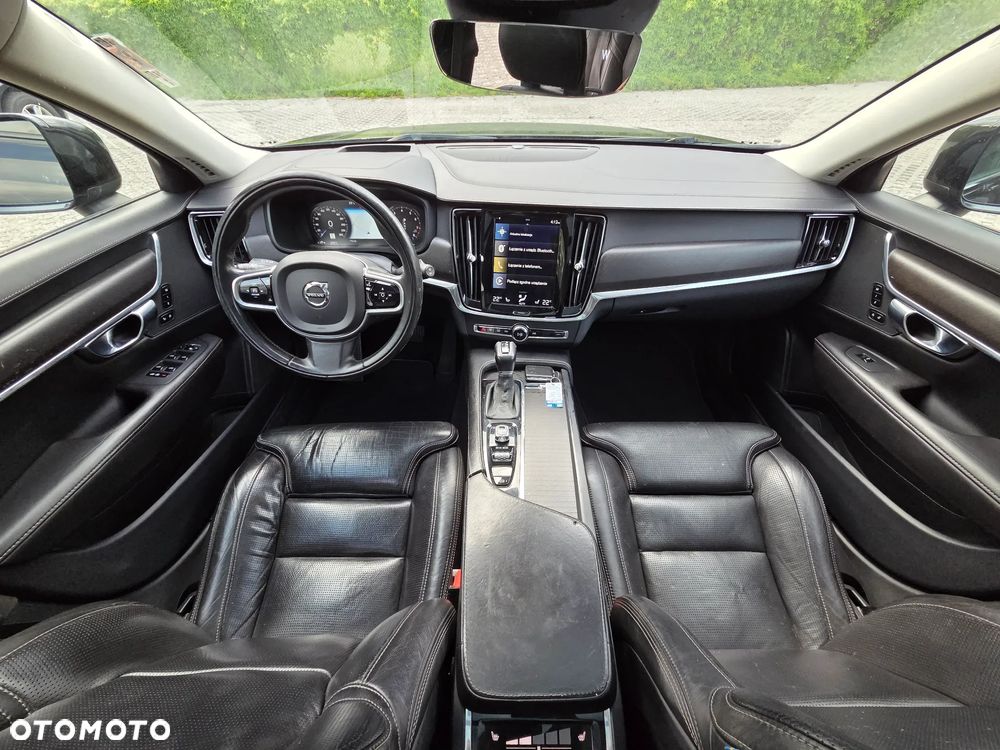 Volvo V90 Cross Country T6 AWD Pro - 11