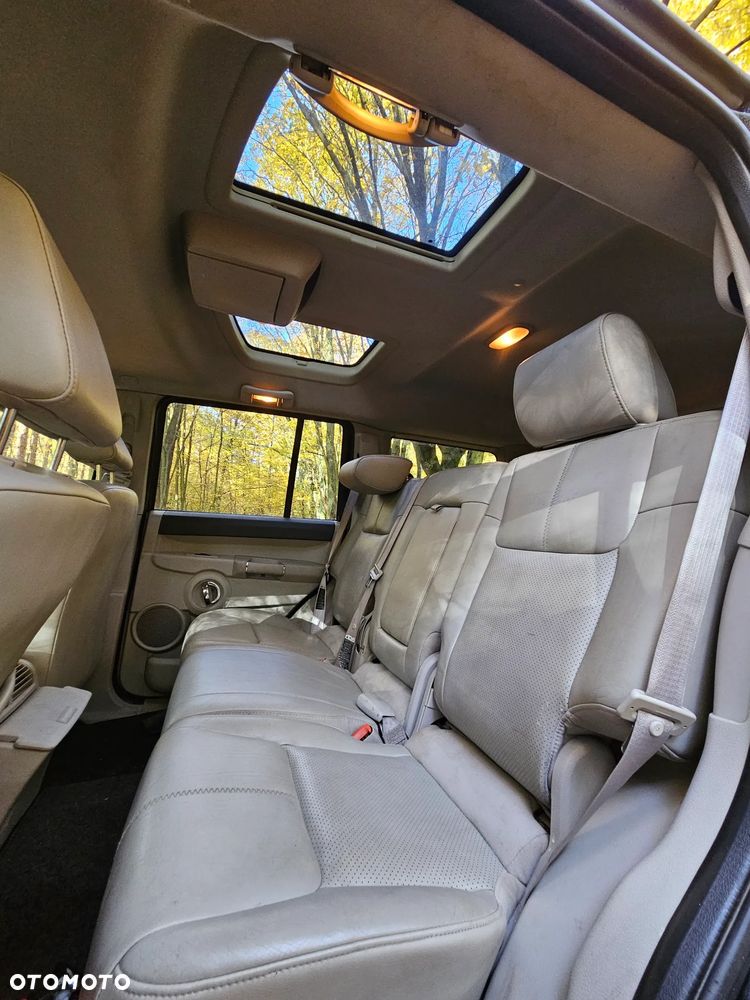 Jeep Commander - 27