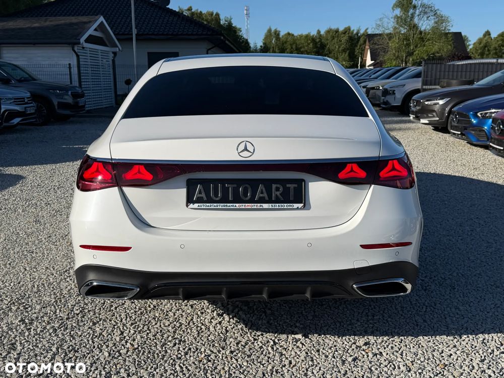 Mercedes-Benz Klasa E 220 d 4Matic 9G-TRONIC - 14