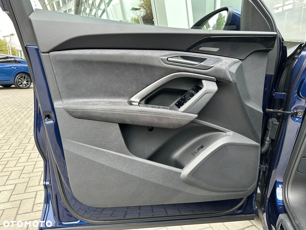 Audi Q5 Sportback - 11