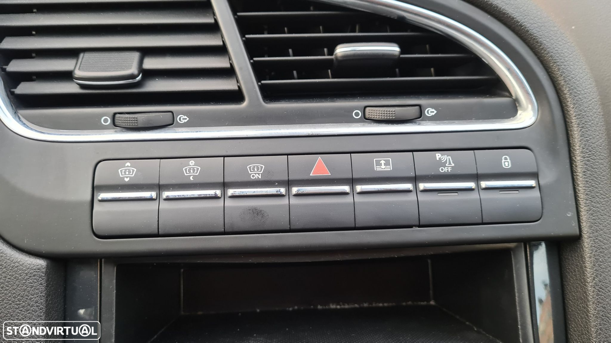 Peugeot 5008 - 24