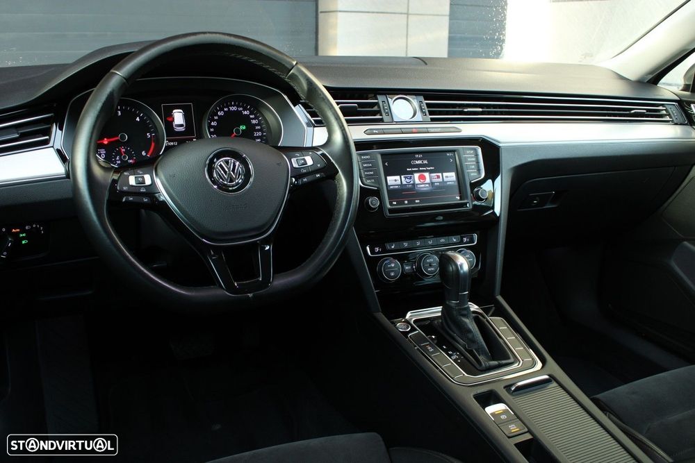 VW Passat Variant 2.0 TDi Highline DSG - 4