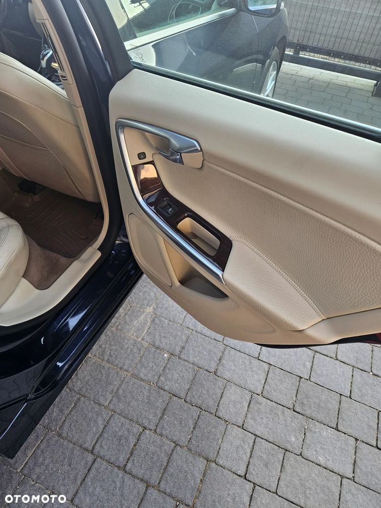 Volvo S60 2.5 T5 - 10