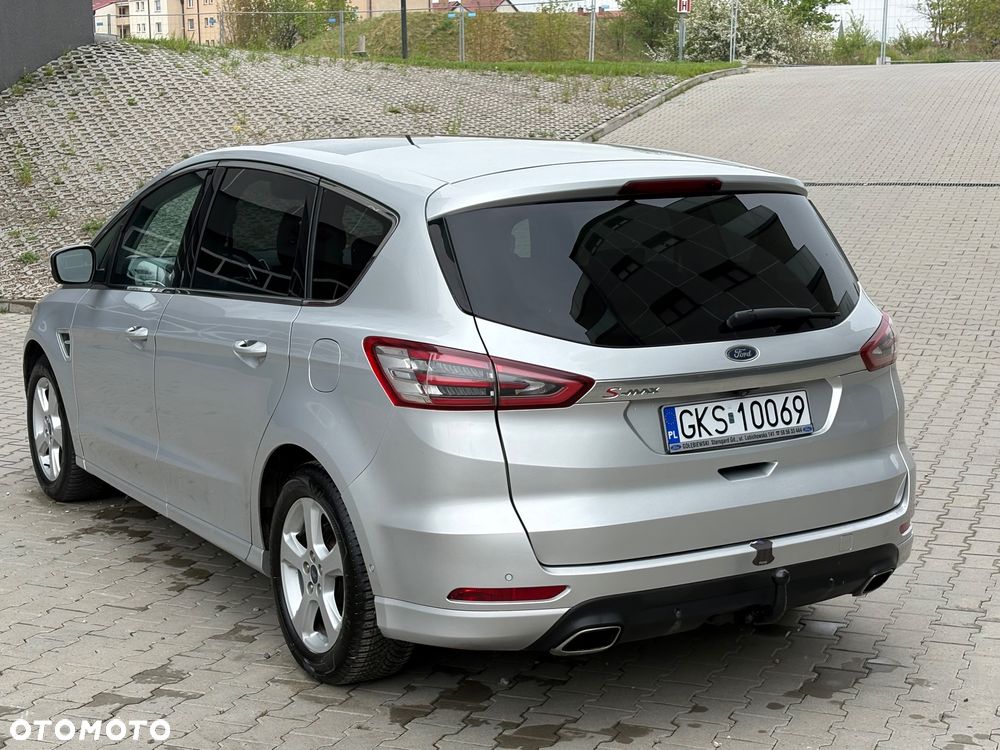 Ford S-Max 2.0 TDCi Titanium PowerShift - 7
