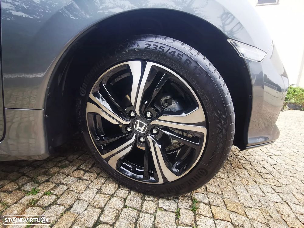 Honda Civic 1.0 i-VTEC Executive Premium - 8