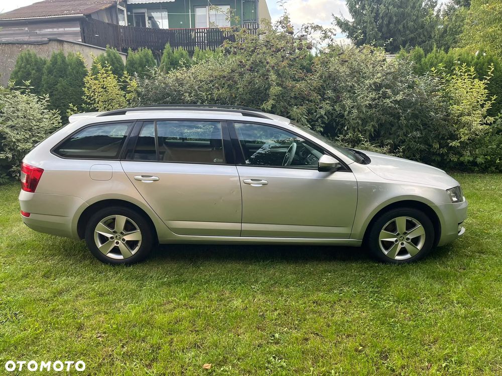 Skoda Octavia 2.0 TDI 4x4 Ambition DSG - 8