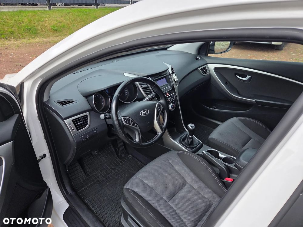 Hyundai i30 1.6 Style - 10