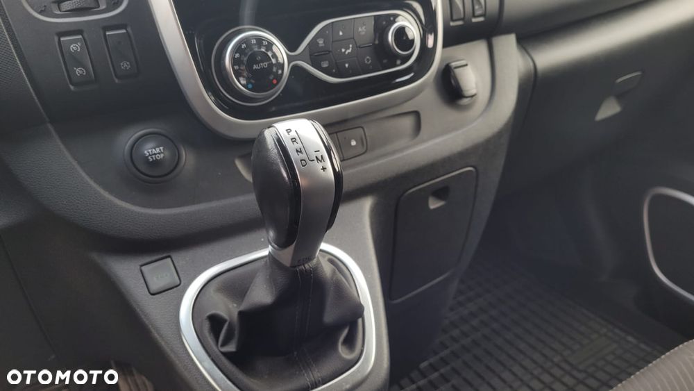 Renault Trafic - 17