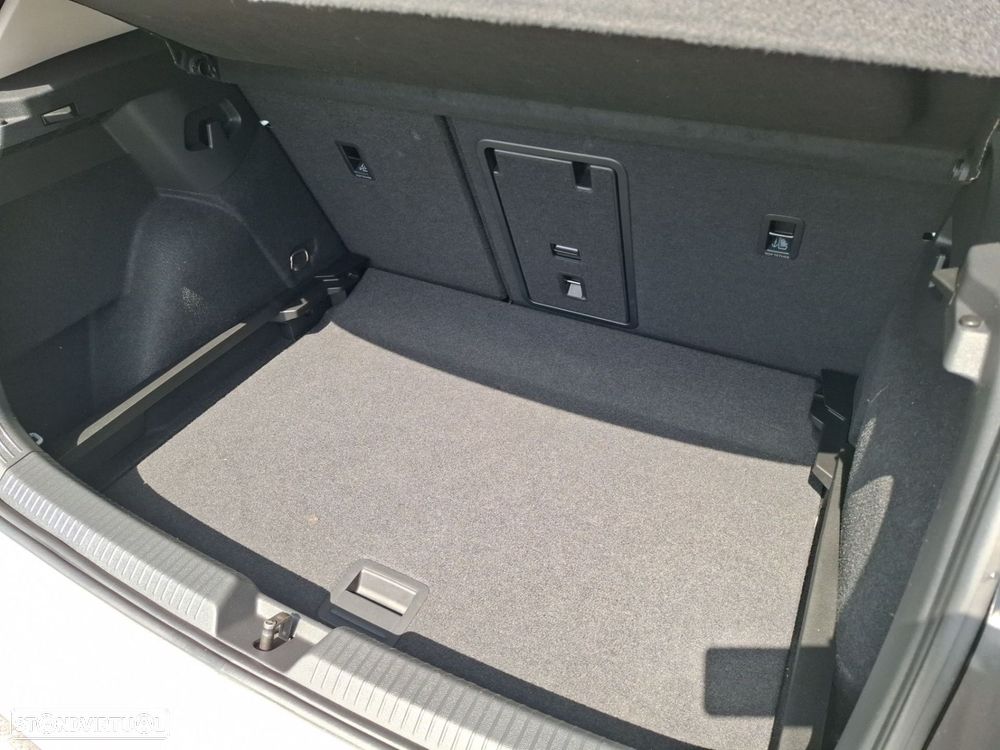 VW Golf 1.0 TSI Sportline - 22