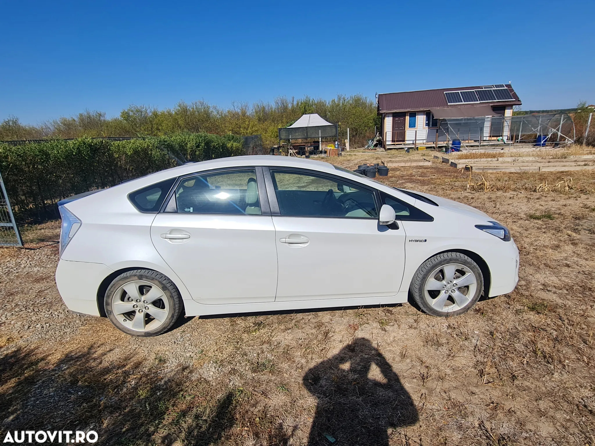 Toyota Prius Sol Plus - 4