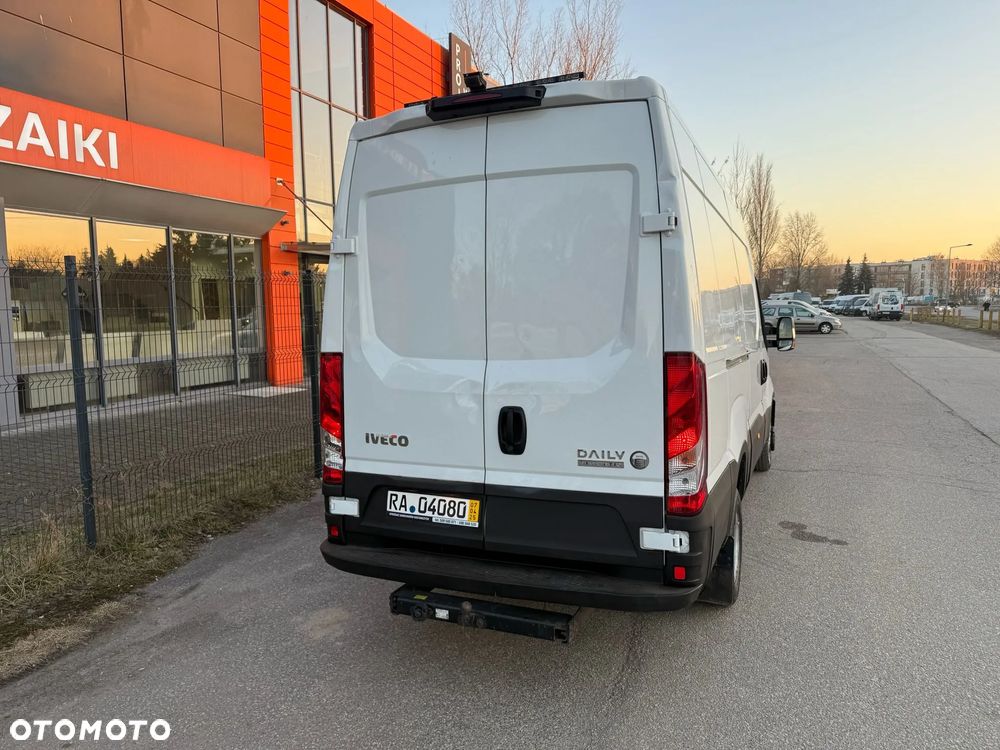 Iveco Daily 35C18, 3.0 180KM, L3H2, HiMatic, Zadbany - 7