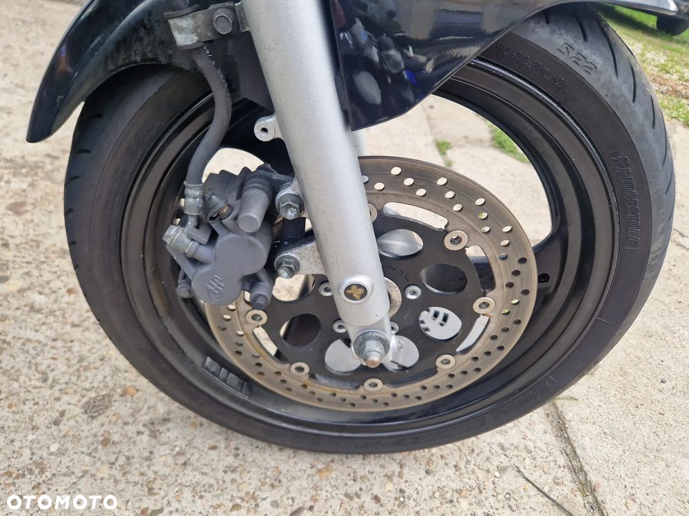 Suzuki GS - 10