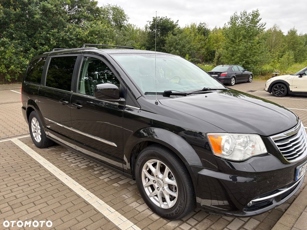 Chrysler Town & Country 3.6 Touring - 2
