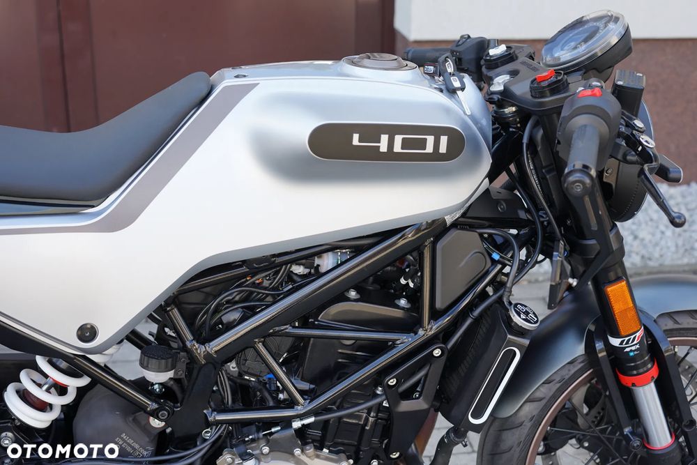 Husqvarna Vitpilen - 12