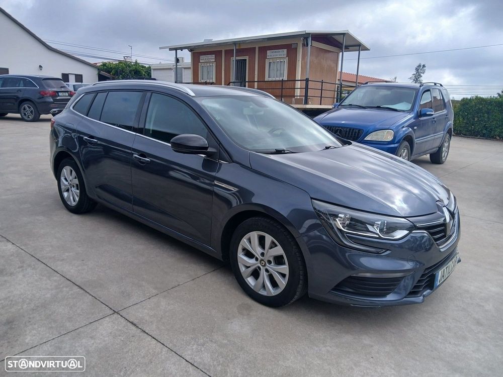 Renault Mégane 1.5 Blue dCi Limited - 6