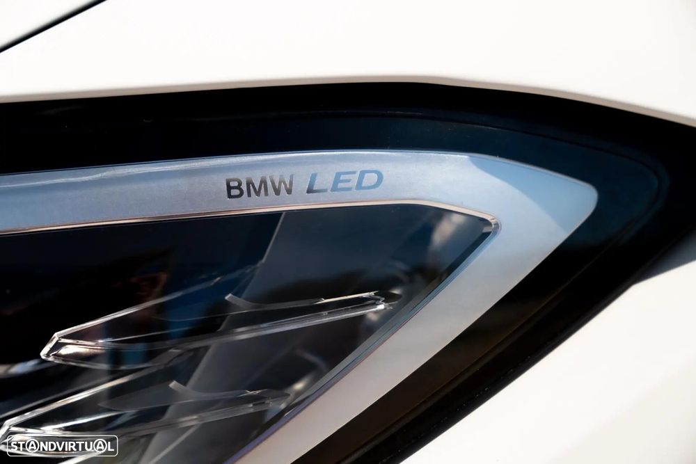 BMW M3 Competition - 8